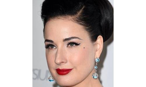 Dita Von Teese shines wearing Avakian High Jewellery