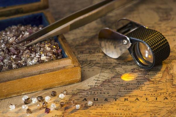 Argyle rought diamonds donated to Smithsonian