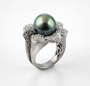 Designer Alishan Halebian of Alishan Jewelry 